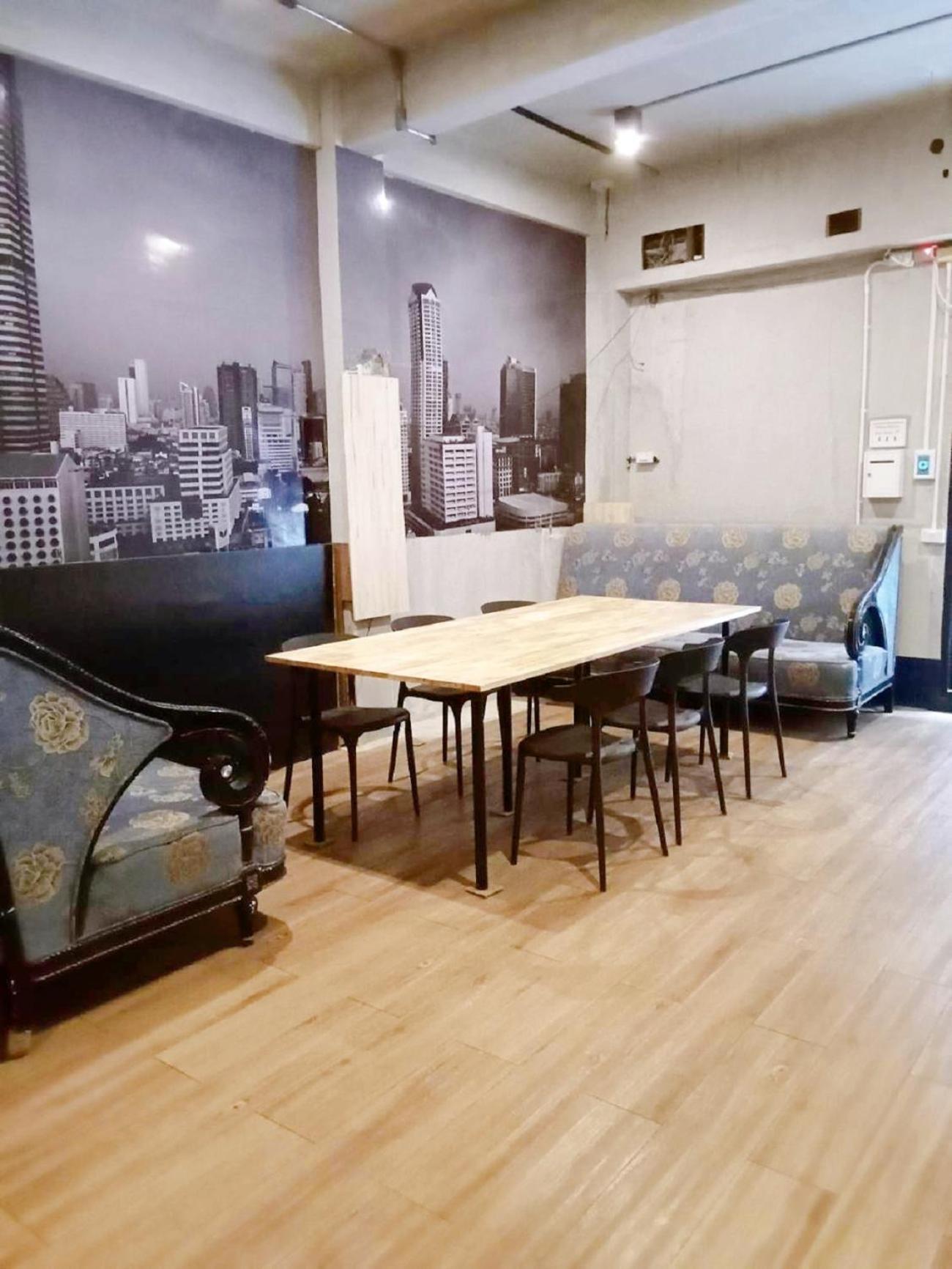 Go Inn Silom โกอินน์ สีลม - สถานีรถไฟฟ้าเซนต์หลุยส์ バンコク都 エクステリア 写真